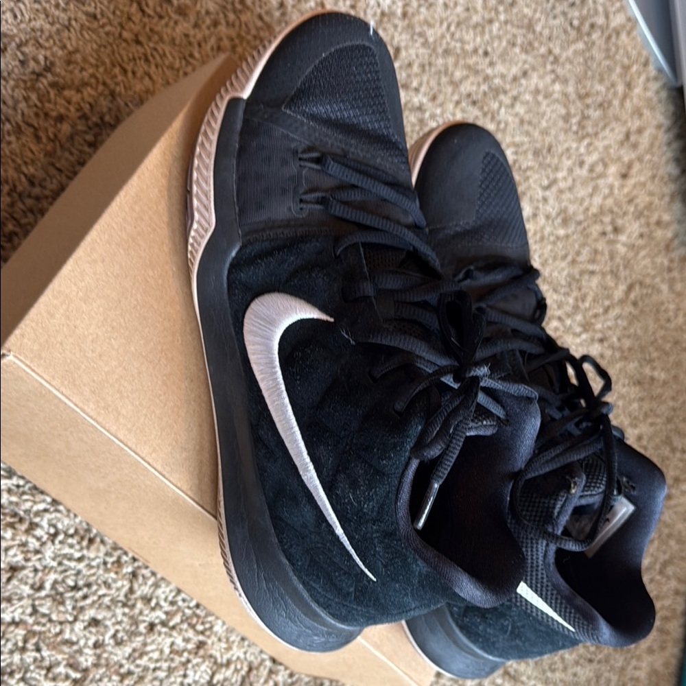 Nike Black and White Sneakers